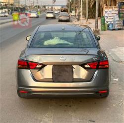 نیسان ئەلتیما